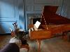 Skids practices piano upstairs in Independence Hall...while the docent's back is turned, of course :-)