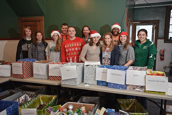 91%20students%20ready%20to%20sort%20donations%20on%2091%20Cares%20Friday
