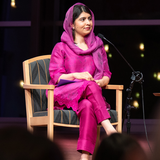 Malala+Yousafzai+speaks+on+stage+at+Skidmore%27s+Arthur+Zankel+Music+Center