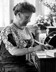 Lucy Skidmore Scribner at her desk