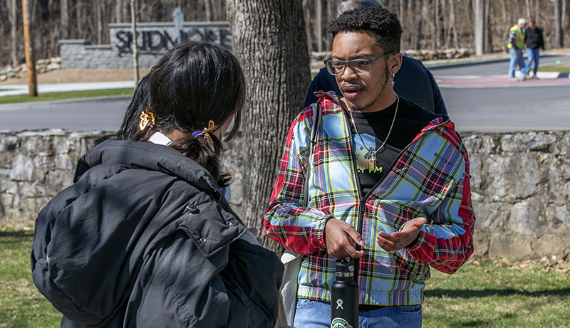 Student led campus tour