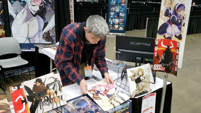 Dylan Telano '23 at LA Comic Con