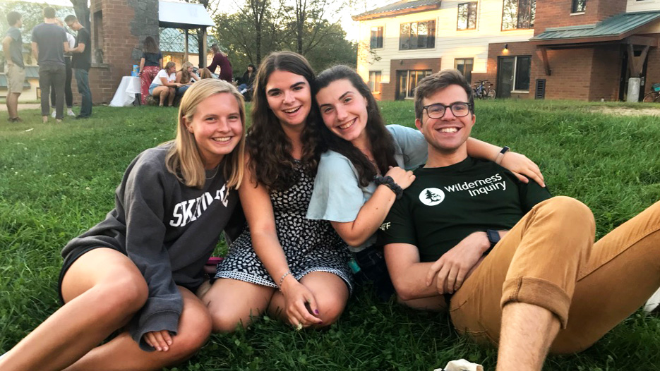 Hillary Goldstein '20 with friends at Skidmore College