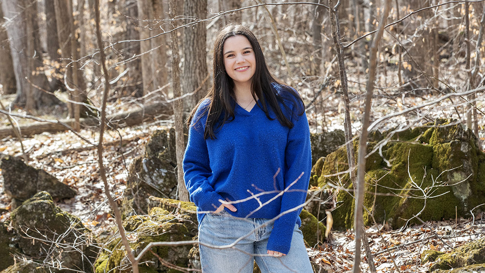 Abby Kanter ’26 in Skidmore's North Woods