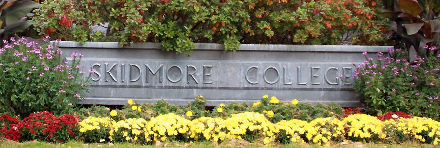 Skidmore entrance