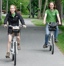 Laura Mindlin ’15 and Nick Graver ’16, North Woods stewards