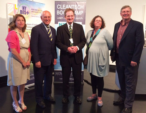 guests+at+NY+EXCEL+reception