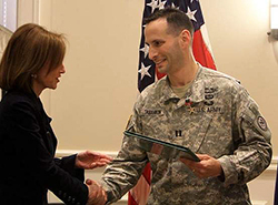 Major Shawn Tabankin receives a Bronze Star