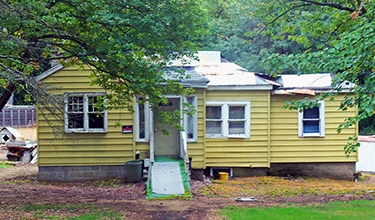 A Rapp Road house in 2012 (Photo by Daniel Case)