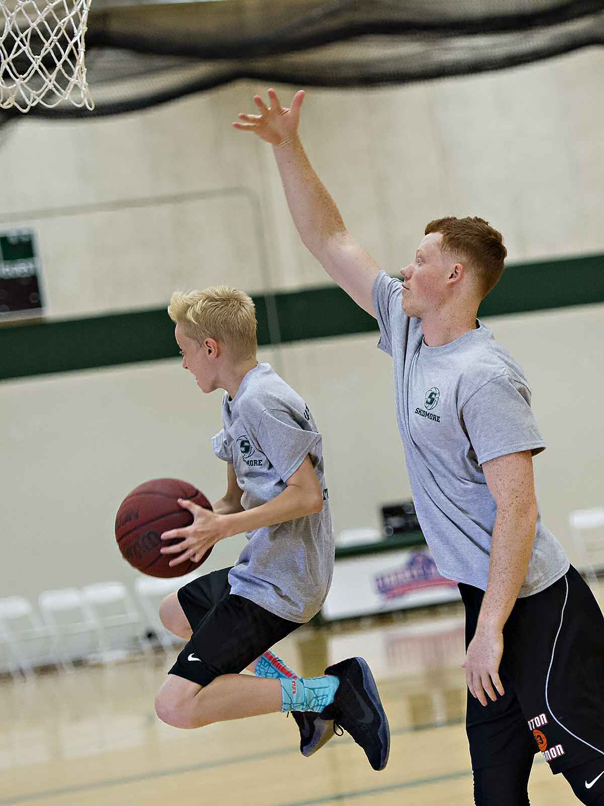 A high-flying camper takes on 6-foot 4-inch Pat Gallagher '20.