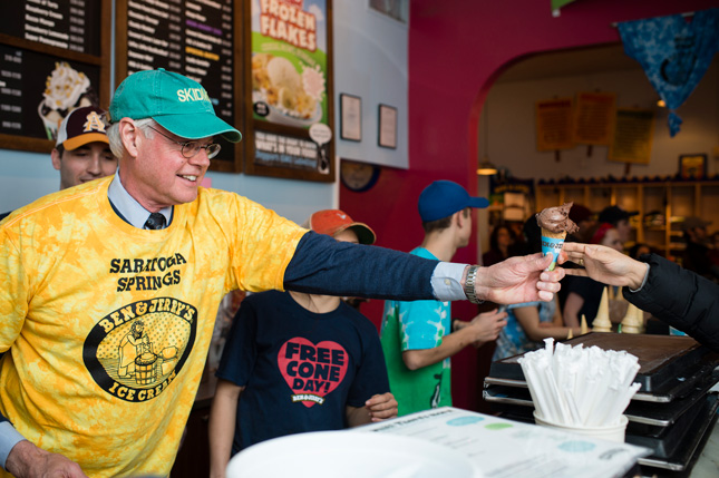 President Glotzbach serves ice cream at Ben & Jerry's