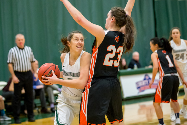 Big Green Scream basketball at Skidmore College