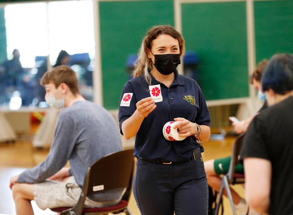 A member of Skidmore College Emergency Medical Services