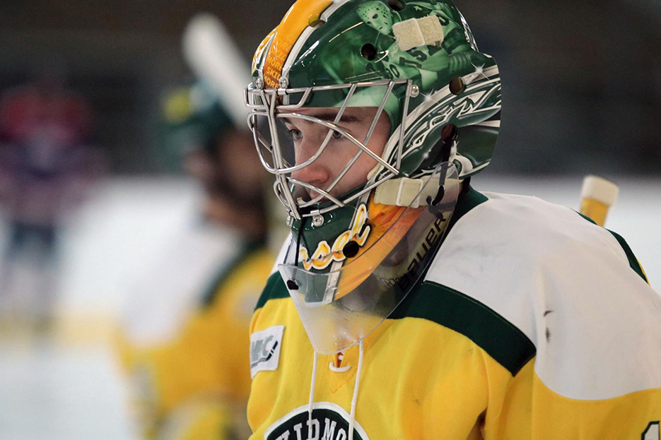 NHL goalies getting creative with at-home training during pandemic