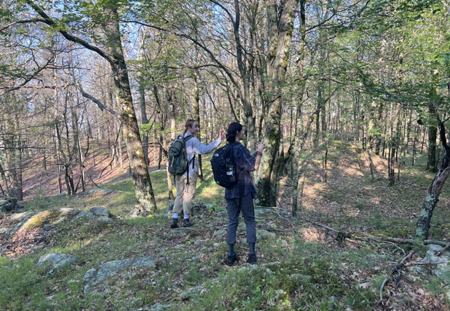Morgan Foster '23 and Avery Blake '23 conduct research in Lake George Watershed