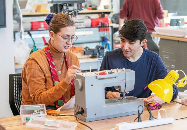 Lucy Altman-Coe '26, left, and Juan Pablo Borrego-Hinojosa Sarralde '24 work in the Schupf Family IdeaLab during StartUp Skidmore on Saturday, Feb. 18, in the Billie Tisch Center for Integrated Sciences.