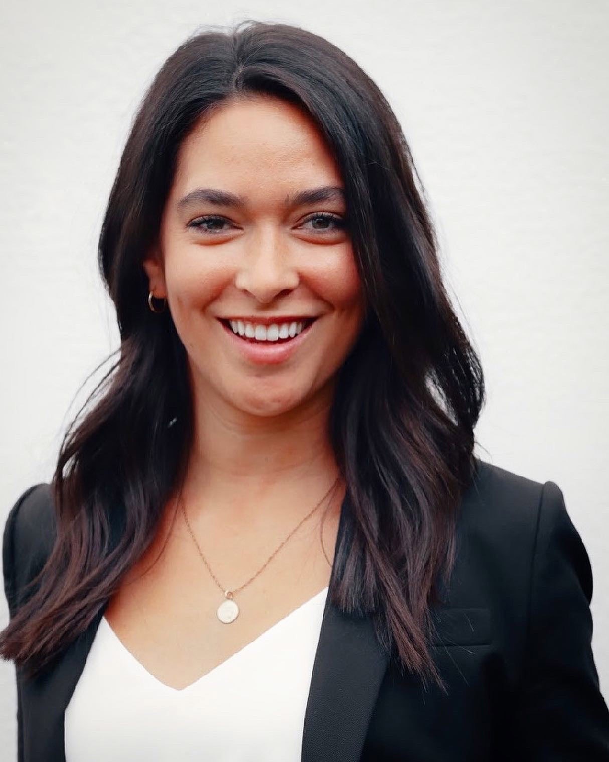 Brittney Dioneda ’15 Headshot of Brittney Dioneda ’15