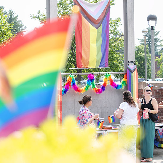 The+Skidmore+community+celebrating+Pride
