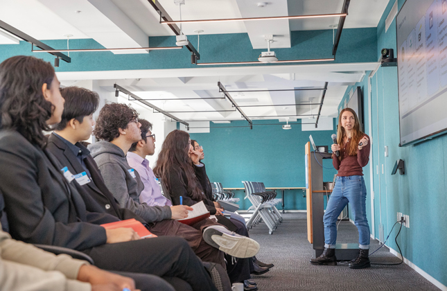 Samantha (Sam) Fassak ’14, senior insights program manager at LinkedIn