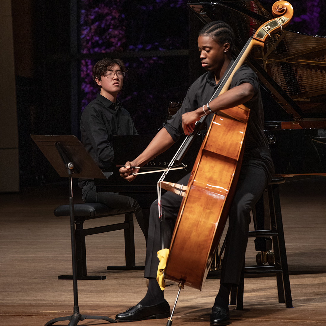 Filene+Scholars+Daniel+Huh+%2726+%28seated+at+piano%29+and+Noanddi+Manigat+%2726+at+a+fall+performance.+