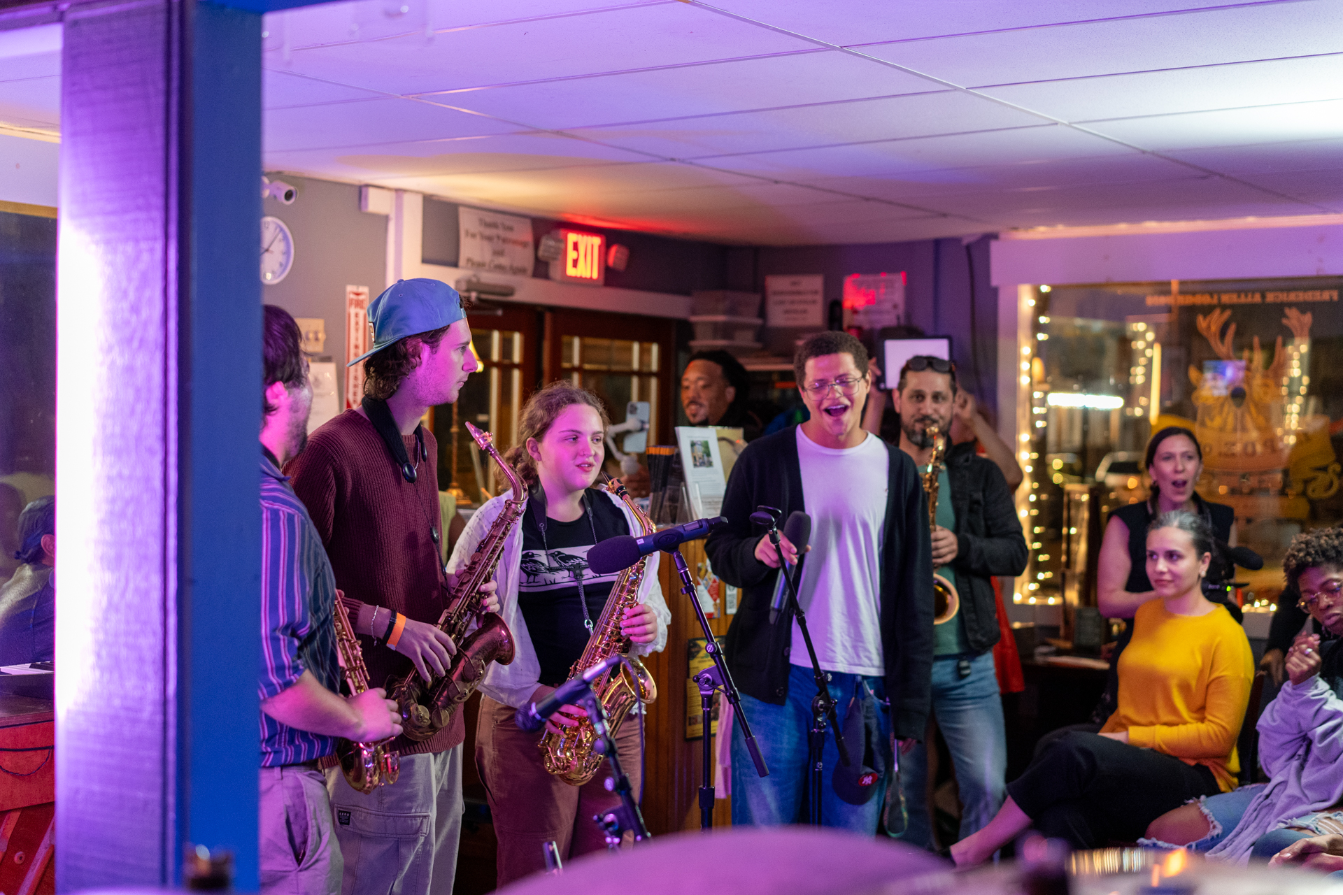 Skidmore students jam with Make Jazz Trill Again